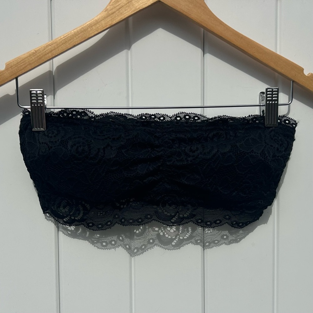 Elegant Black Lace Bandeau